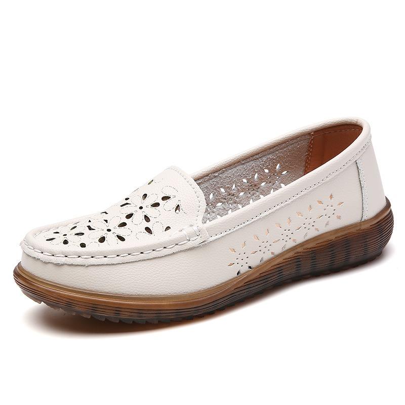 Женская летняя модная верхняя одежда: Универсальные, перфорированные и дышащие сандалии большого размера для матерей среднего и пожилого возраста