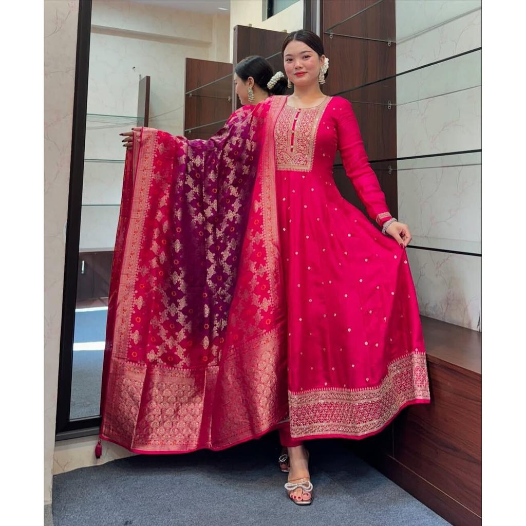 Indian Banana Silk Designer Anarkali Suit Bollywood Wedding Wear Salwar Kameez VRP-1874