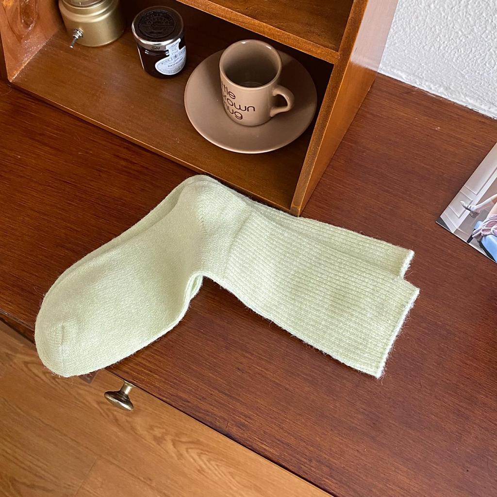 Women's Korean-Style Mid-Tube Cashmere Socks - Autumn/Winter Thick Warm Velvet Pile Wool