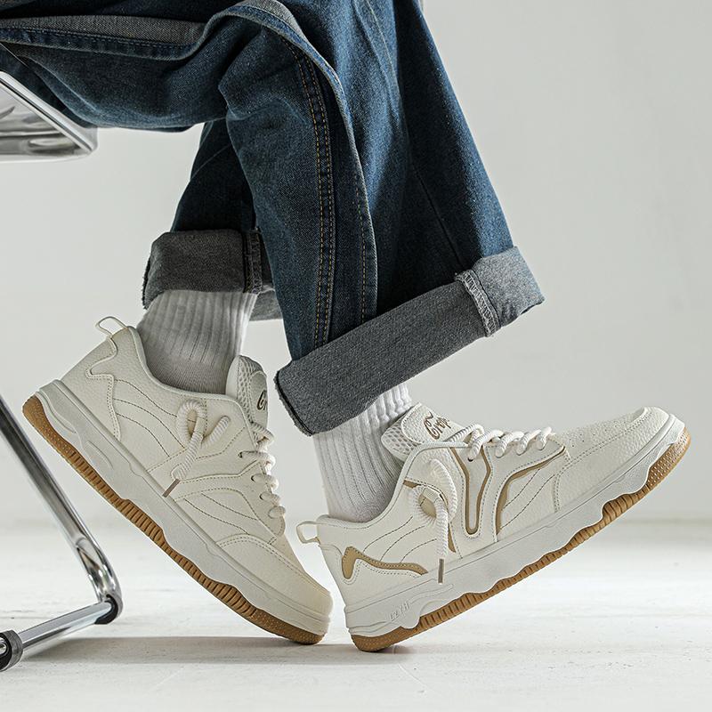 Men Casual Shoes Fashion Jogging Sneakers For Men Trend Vulcanized Sneakers Male Street Style Canvas Walking Shoes Men’s Sneakers