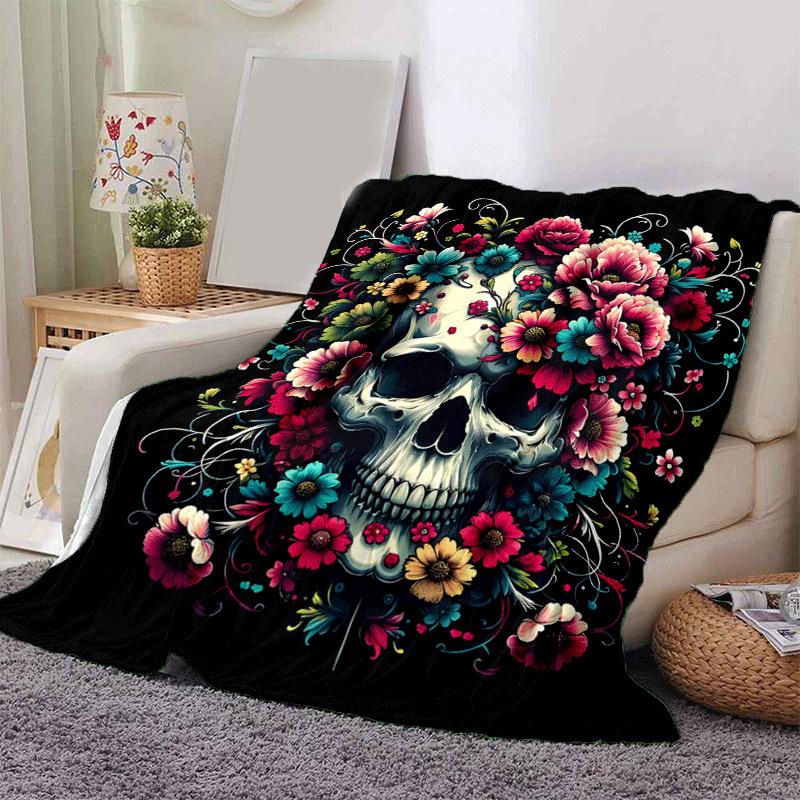 1pc Skull Printing Lightweight Flannel Blanket, Comfortable and Warm Blanket, for Camping Sofa Bed and Couch Office, Gift