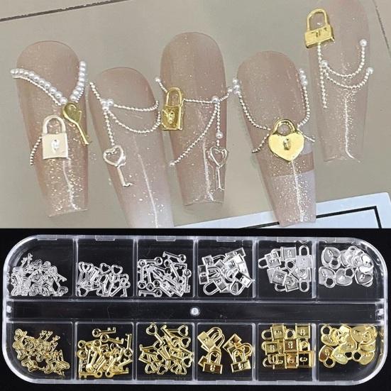 1 коробка, подвеска для дизайна ногтей, 12 сеток в ассортименте, полый металлический ключ с замком в форме сердца для женщин и девочек, аксессуары для украшения ногтей своими руками, подарок на день рождения