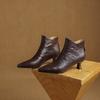 Весна 2025 Винтажные женские ботильоны с острым носком Модная обувь на толстом каблуке Лаконичные короткие женские ботильоны