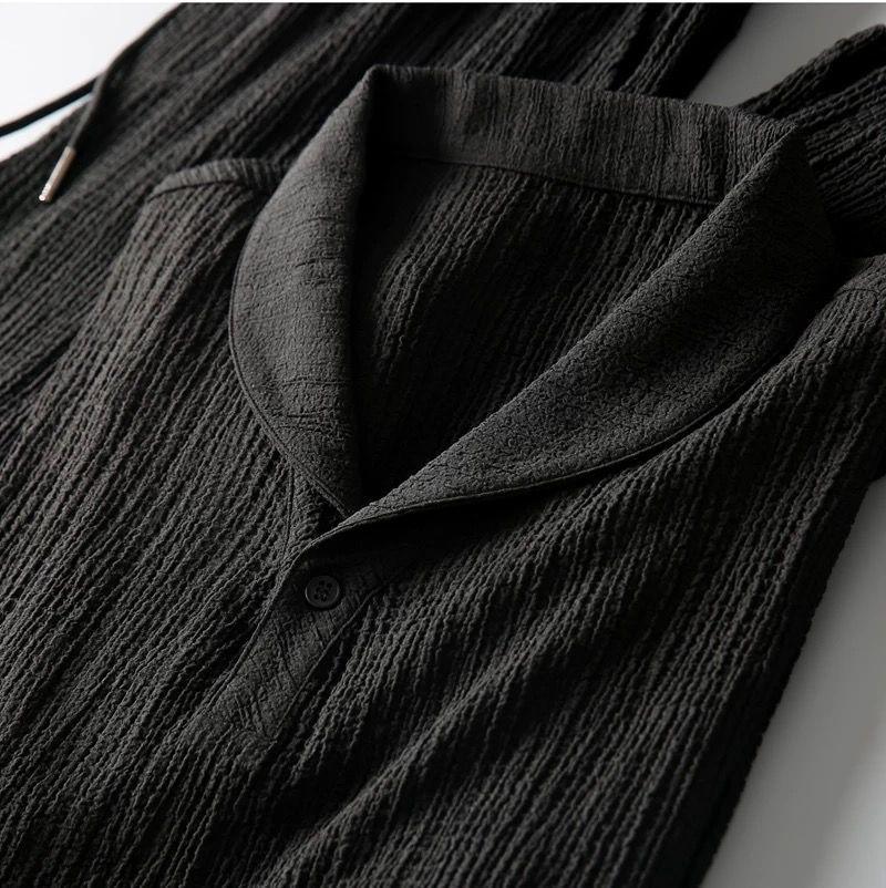 Мужской летний легкий роскошный плиссированный спортивный костюм - дышащий лацкан с коротким рукавом, из двух частей