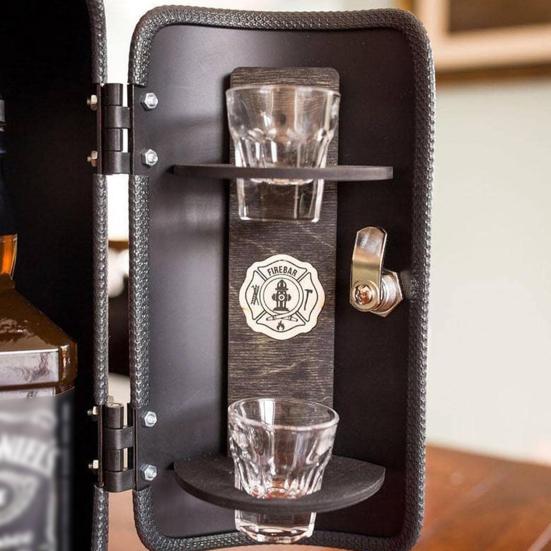 Mini Extinguisher Wine Box Metal Bar Hidden Liquor Cabinet Simulation Extinguisher Drinks Cabinet Gift for Boyfriend Father Brother