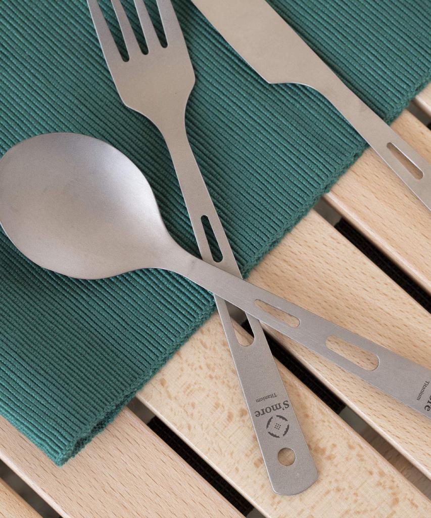 Titanium Cutlery Set Camping Cutlery Set Outdoor Knife Fork Spoon Chopsticks Titanium Camping Cutlery Picnic BBQ Portable Tableware S'more 4-Piece