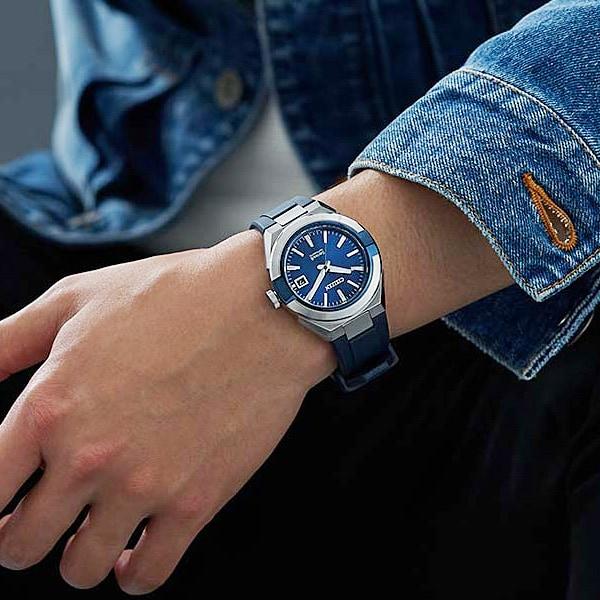 Citizen Men's NA1005-17L ( Watch Series 8 Mechanical 870 Mechanical) Round Watch Blue Stainless