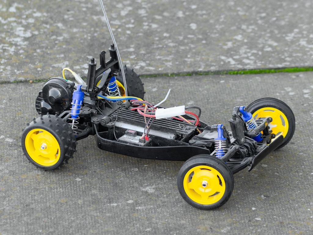 TAMIYA Electric RC Car Series Holiday Buggy 2010 58470 1/10 No.470 Внедорожник
