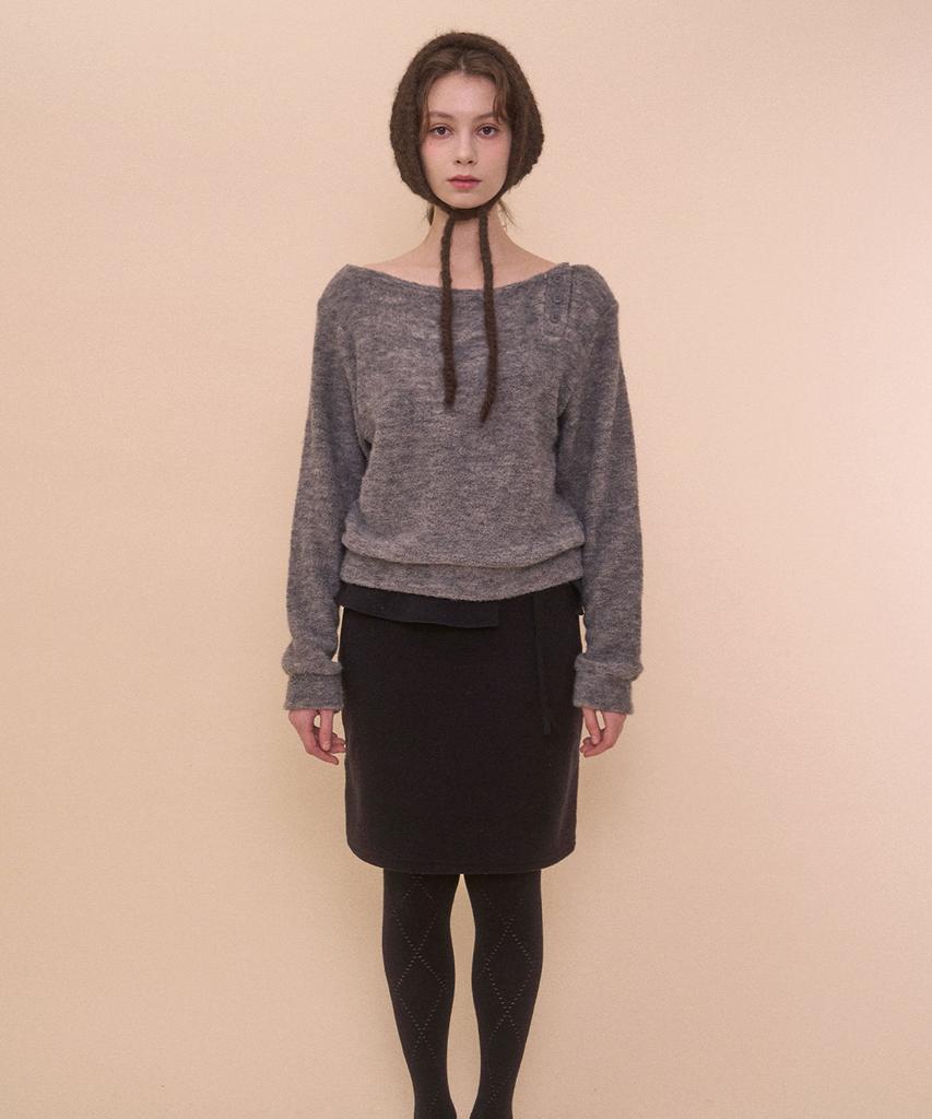 BELLIALEU Fuzzy Boat Neck Knit-Gray