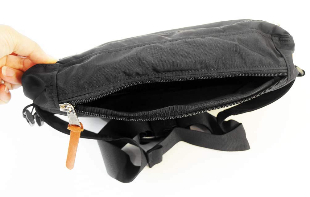 Чехол Official Pocket Текущая модель Черный [Gregory] 2-Way