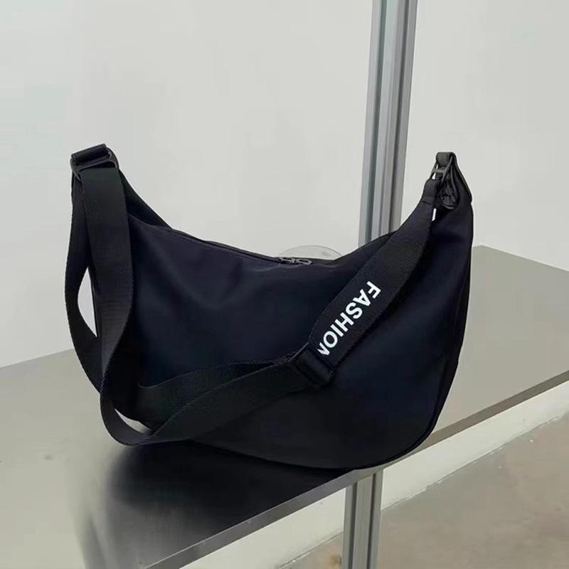 New Women's Bag Crossbody Bag Oxford Cloth Large Capacity Dumpling Bag Versatile Shoulder Bag