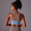 Ayollar uchun kesishgan orqali yoga sport bras push up fitnes jileti orqasi ochiq yugurish maykasi