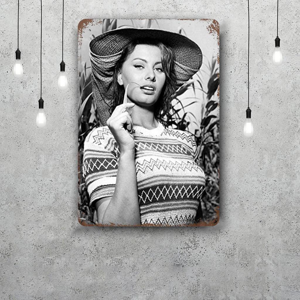 sophia loren Vintage Metal Tin Signs Posters Decor Retro Metal Plaque Wall Art Decor for Garage Bar