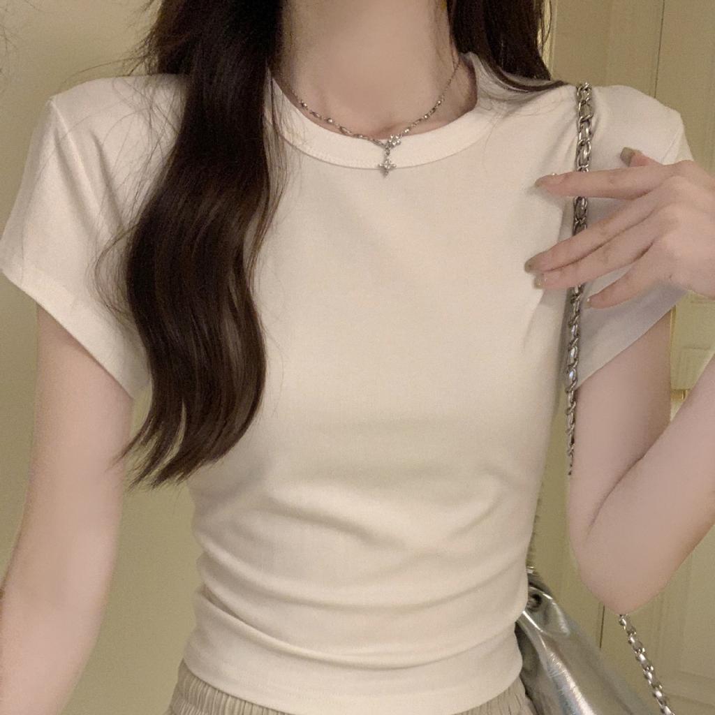 Футболка женская летняя новая однотонная приталенная с коротким рукавом и круглым вырезом на плечах