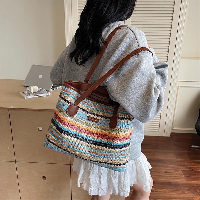 Плетеная сумка женская новая большой вместимости пляжная соломенная сумка универсальная на плечо сумка-тоут большая вместимость сумка под мышкой