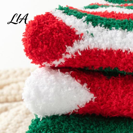 Christmas Holiday Socks 1 Pair Coral Fleece Fuzzy Socks, Warm Fluffy Plush Velvet Floor Slipper Unisex Thick Sleeping for Fall Winter Festive Women