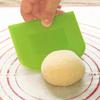 Top-Rated Cream Spatula for Cake Decorating DIY Fondant Cutter Pastry Scraper Baking Tool Perfect Gift for Home Bakers Kitchen Essentials