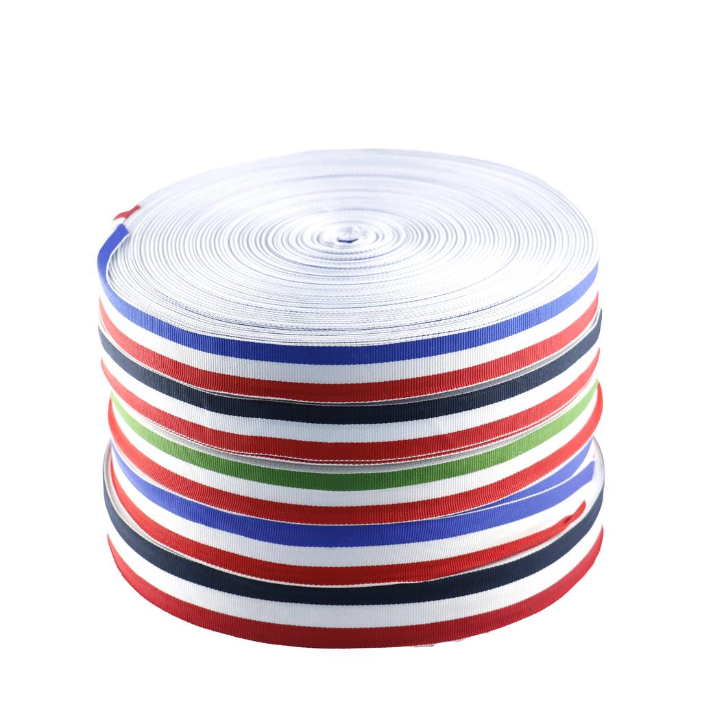 Лента красного, белого и синего цвета своими руками. Трехцветная цветная лента для бутонов. Темно-синяя лента ручной работы.