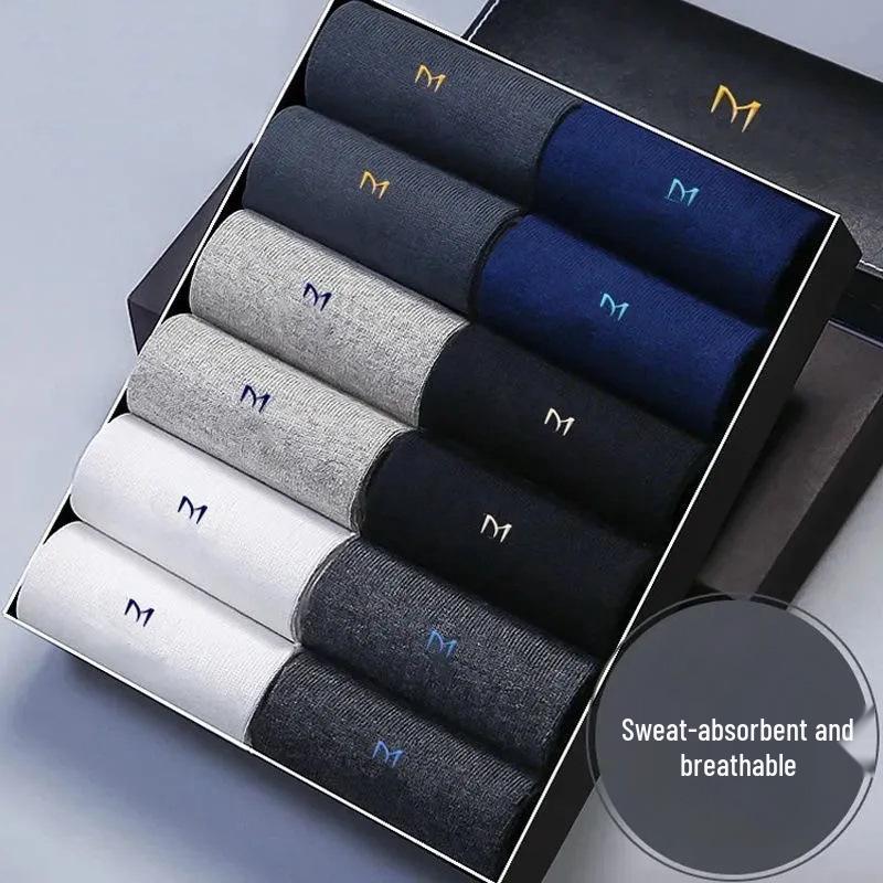 Мужские носки до середины икры из антибактериального хлопка Синьцзян 7A - Устойчивые к запаху, Влагоотводящие, Дышащие, Идеальные для всех сезонов.