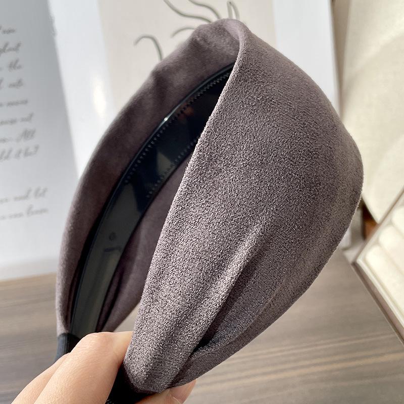 French Elegance Black Series Pearl Headband with Teeth - Autumn/Winter Collection