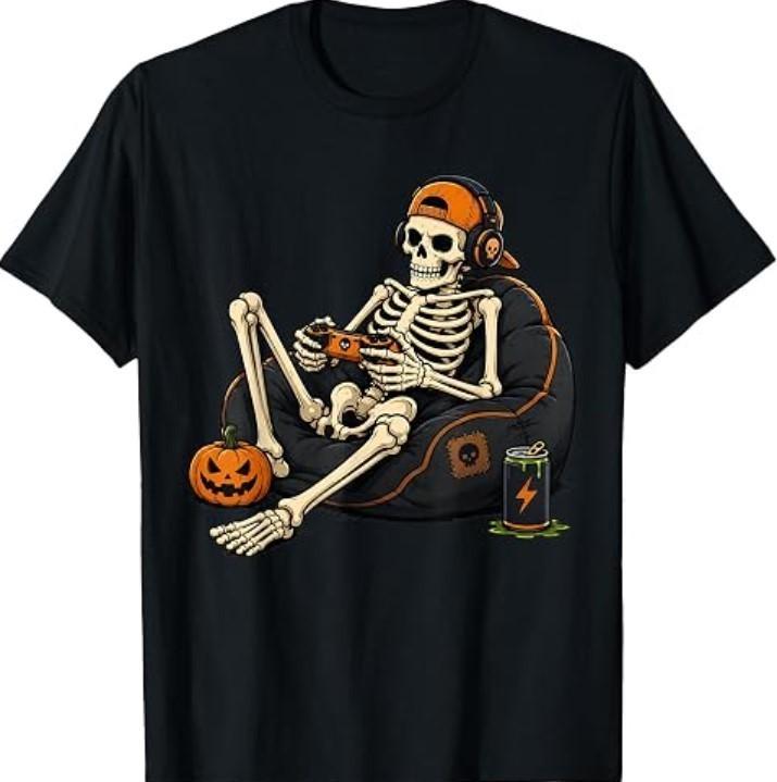 Funny Halloween Skeleton Gamer Video Gaming T-Shirt