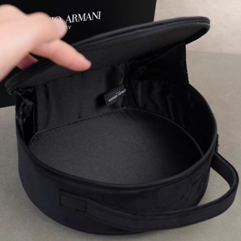 Giorgio Armani Черная Велюровая Портативная Сумка для Хранения Косметики