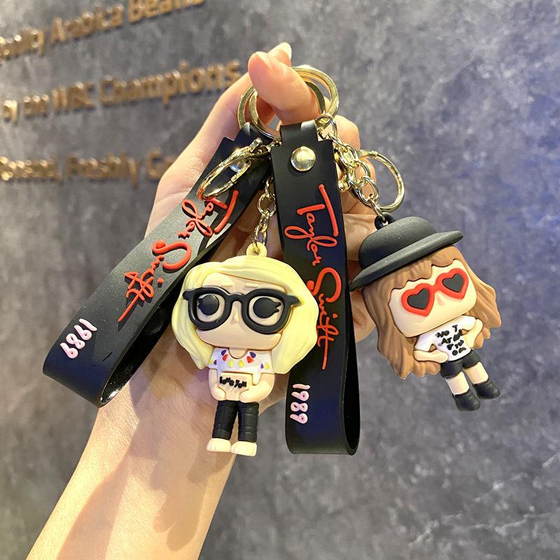 Creative Singer Taylor Swift Keychain Pendant Trendy Cool Female Singer Key Chain Doll Machine Gift