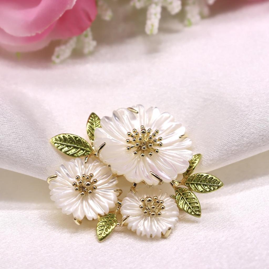 Натуральная брошь-цветок из ракушек, вишневый цвет, корсаж для входа в школу, белые подарки для подарочного набора, включающего церемонии, выпускные, свадьбы,