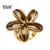 Simple Scarf Clasp Rings for Women, Metal Flower Ring Buckle And Slides, Shirt Delicate Neckline Shape Tool Tightener Ties Clip Silk Scarf,