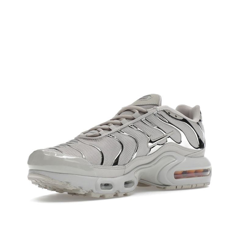 Nike Air Max Plus GS Light Iron Ore Chrome Kids Sneakers Grey Gym-Red Smoke-Grey FZ0977-001