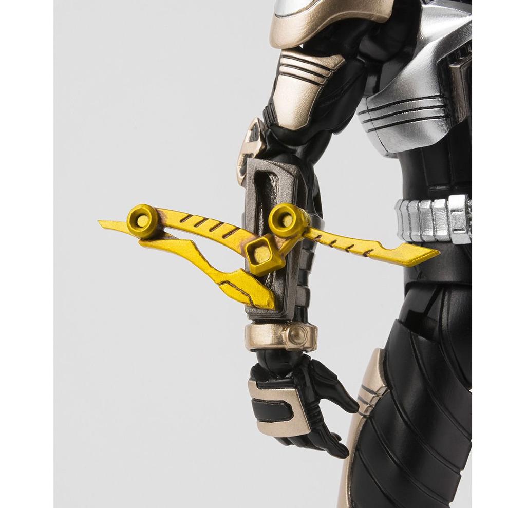 BANDAI Bone Carving Kamen Rider Punch Hopper Rider Web Shop Approximately 150mm S.H.Figuarts (Real Method) "Kamen Kabuto" (Tamashii Exclusive) Height