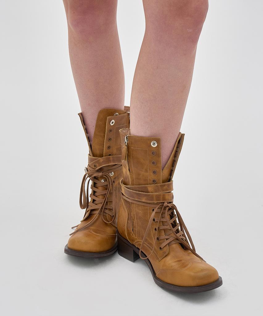 Partimento Women Leather Buckle Strap Lace-Up Boots_Camel