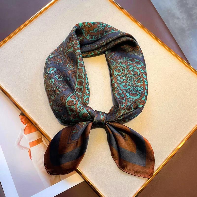 Fashion Print Square Scarf Women's Imitation Silk Scarf Casual Versatile Decoration Small Neck Scarf 70CMx70CM