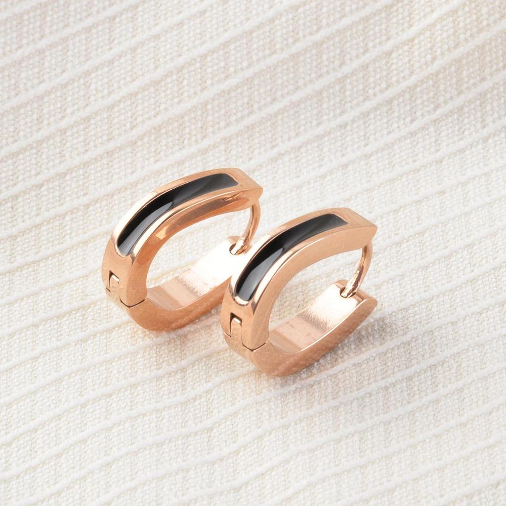 Позолоченные 24K европейские и американские овальные титановые каффы с эпоксидной смолой: Модные серьги для стройного лица