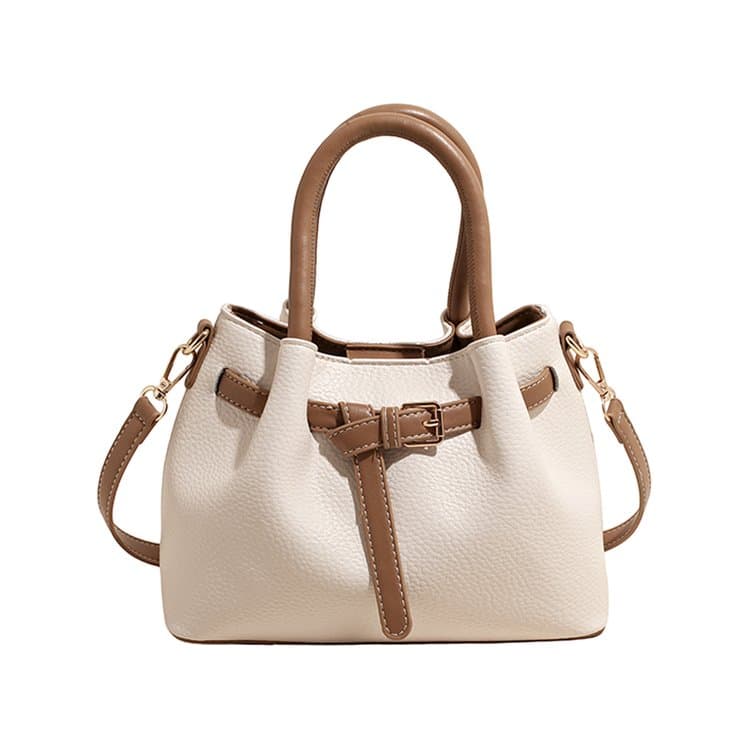 Color matching handbag with bear pendant messenger bag