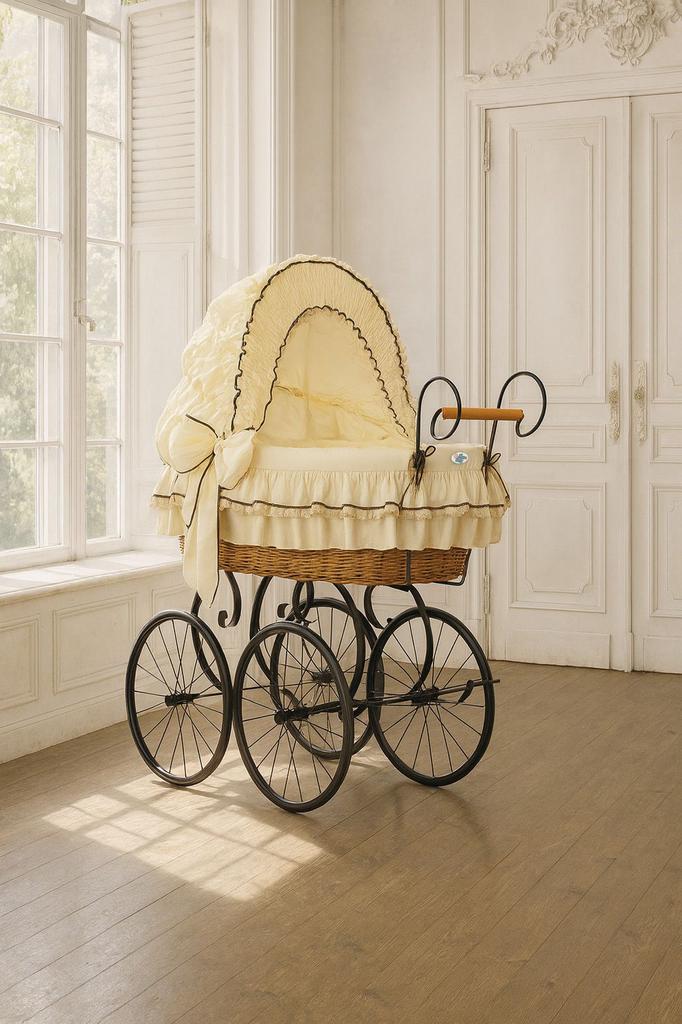 Ретро люлька-корзина Эмма - Натуральная + Кремовое кружевное постельное белье