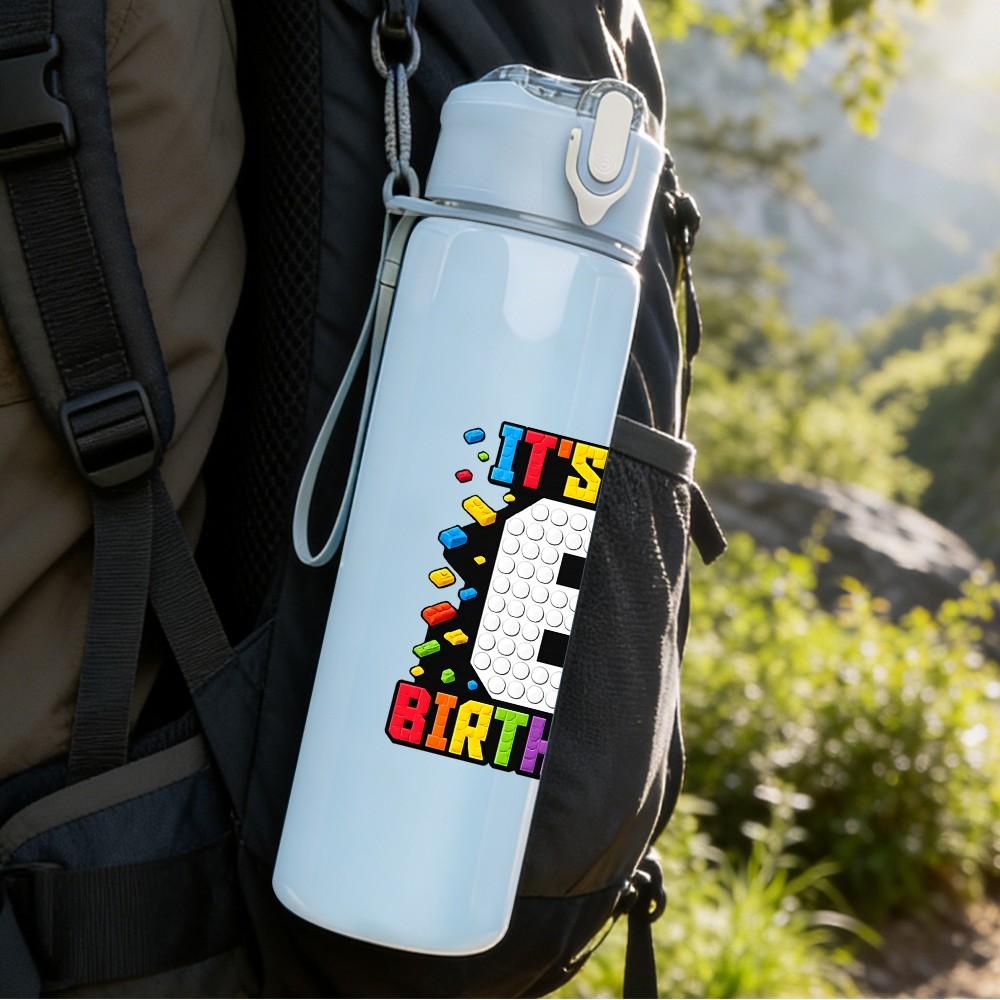 1PC Large Number Six Graffiti Print 750ml Color Plastic Sports Water Bottle Leakproof Flip Straw Lid Suitable for Sports Office Home Use
