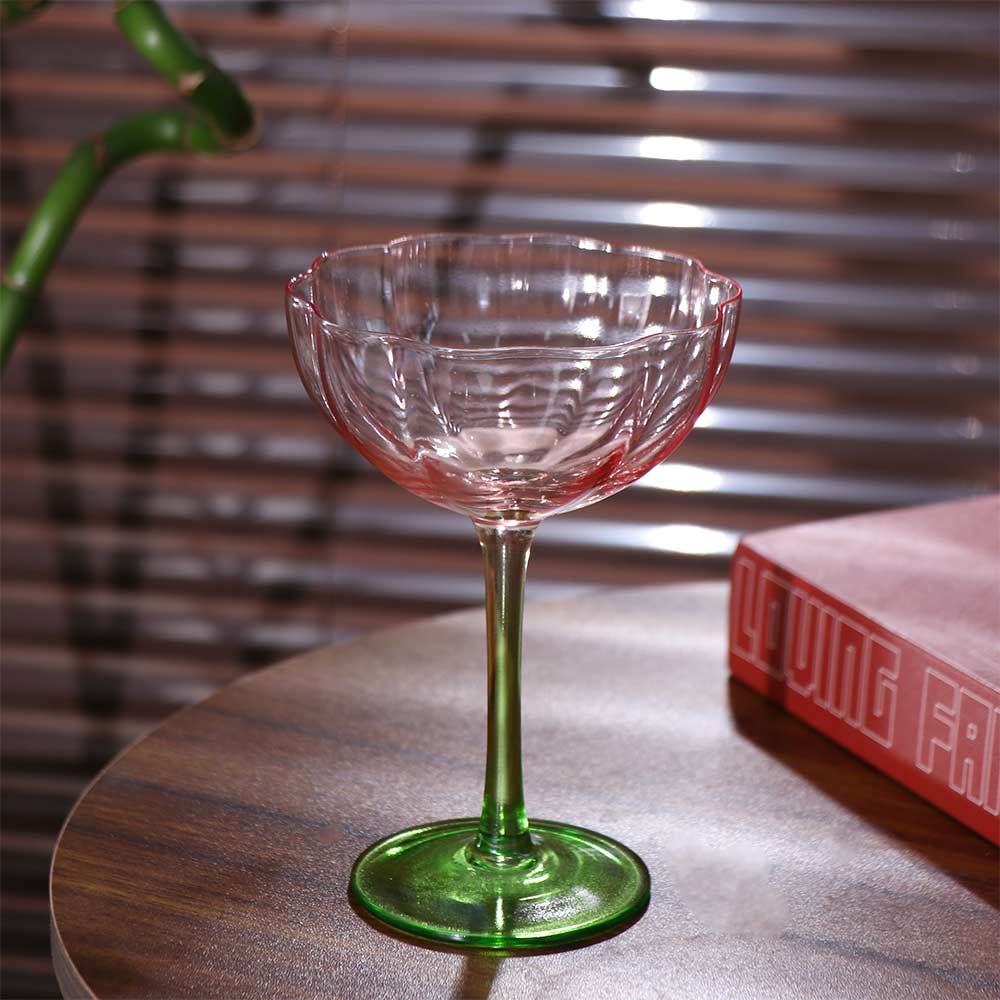Crystal Petal Shaped Wine Glasses Gradient-Colored Tall Foot Wine Cup Creative Ice Cream Cup Bar