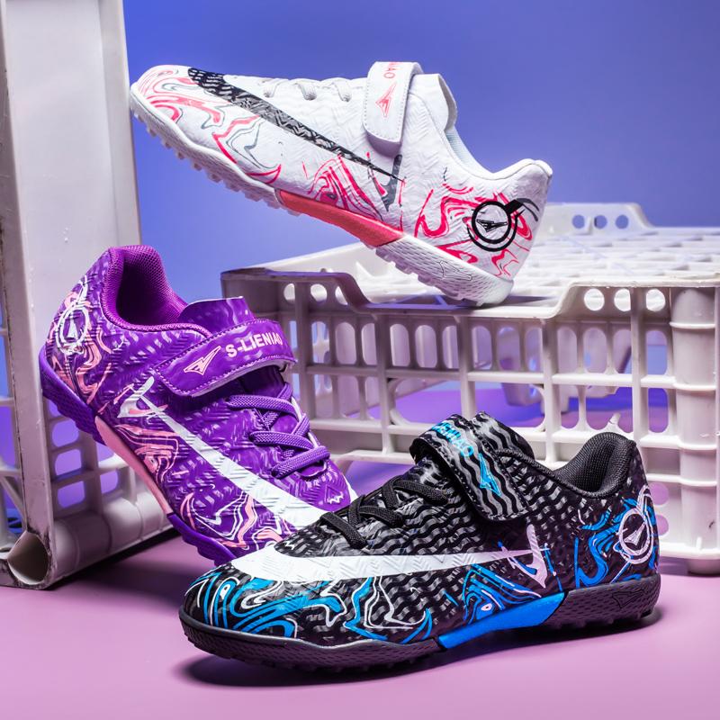 New Soccer Shoes Boys Girls Indoor Training Professional Football Boots TF Soccer Cleats Football Shoes Competition Kids Sneaker