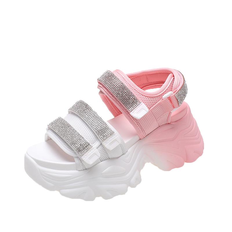 Модные женские сандалии-гладиаторы на толстой подошве, летние массивные блестящие кроссовки, модные шлепанцы на высокой платформе, танкетка 8 см, пляжные сандалии