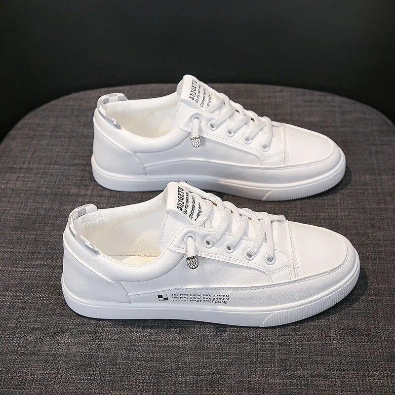 Классические кроссовки, женские кожаные кроссовки на плоской подошве со шнуровкой на низком каблуке, с круглым носком и буквенным принтом, женская обувь на плоской подошве, вулканизированная обувь, большие размеры