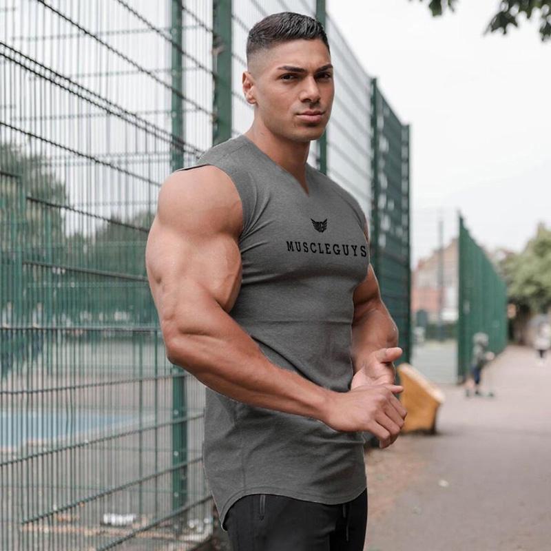 Gym T-shirt Men's Cotton V-neck Fitness Workout Tight Sleeveless T-shirt Men's Bodybuilding Sports T-shirt Top Summer Clothing