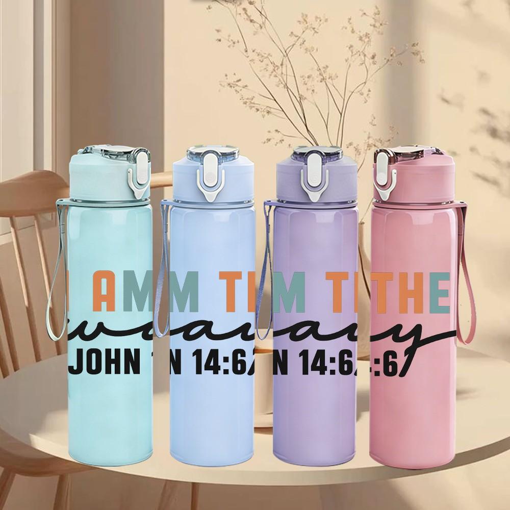 1PC I Am The Way John Text Letter 750ml Color Plastic Sports Water Bottle Leakproof Flip Straw Lid Suitable for Sports Office Home Use