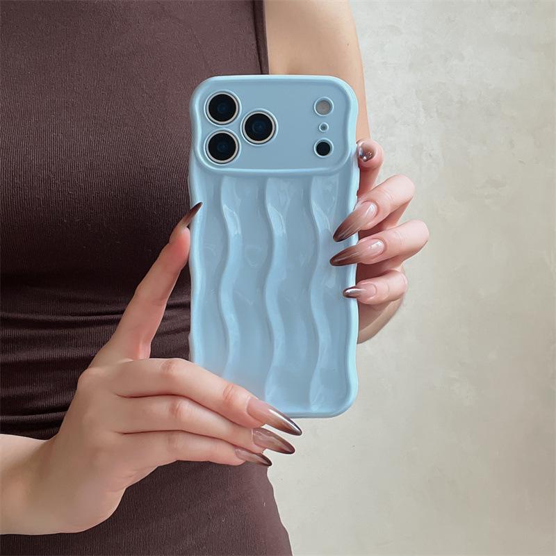 Мягкий чехол с 3D-волновым узором для iPhone 13-17 Pro Max