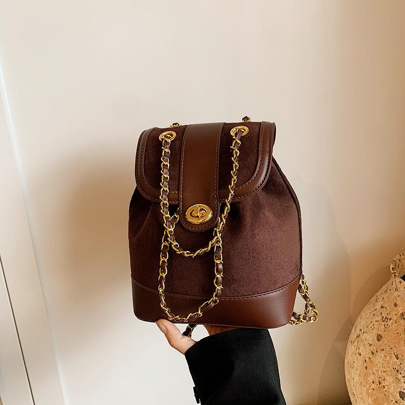 Рюкзак женский 2024 Новая модная сумка-ведро с цепочкой Универсальный повседневный рюкзак премиум-класса Дорожная сумка Tide
