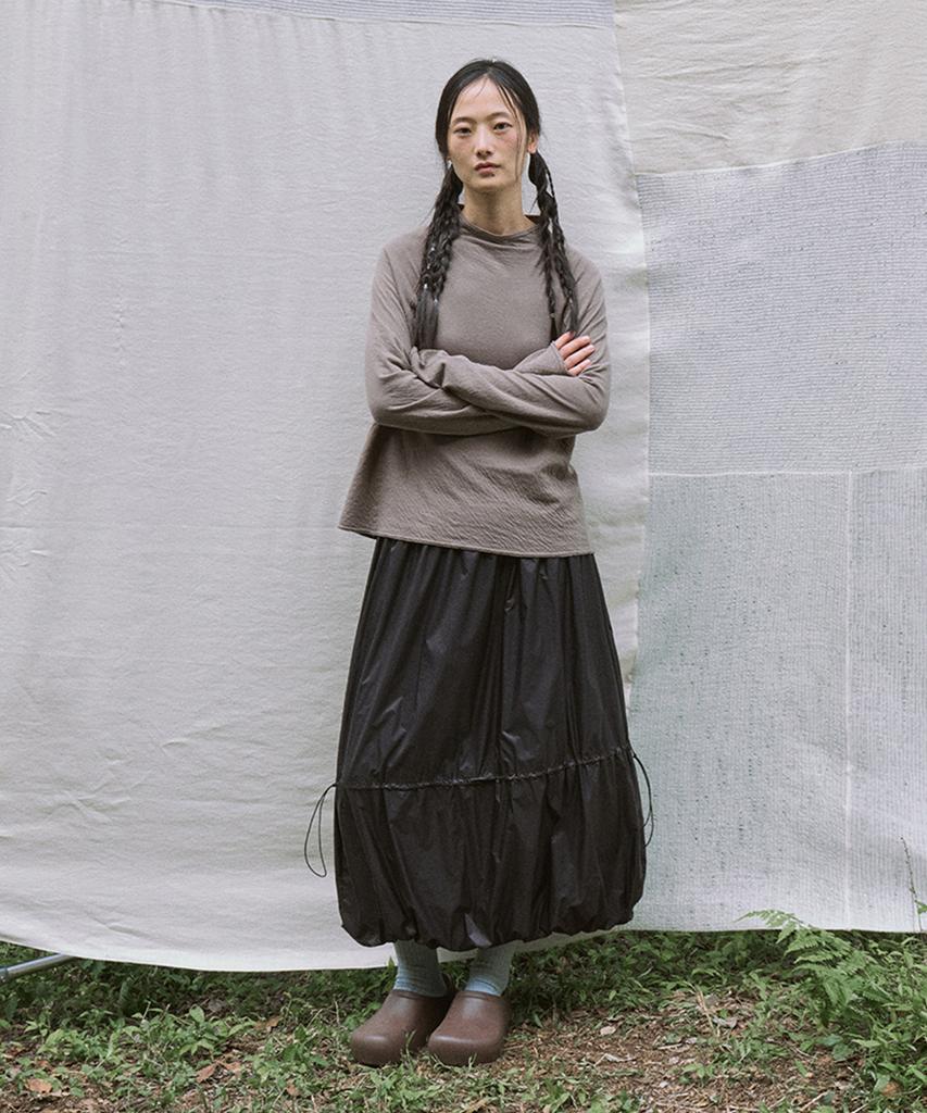 Monokeulom Leggy Skirt (Black)