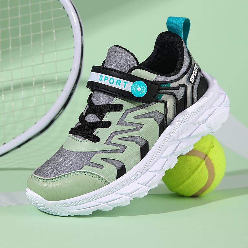 Ultra-light classmate 2025 new spring and autumn boys' shoes soft sole single mesh breathable children's sports shoes mesh girls' shoes