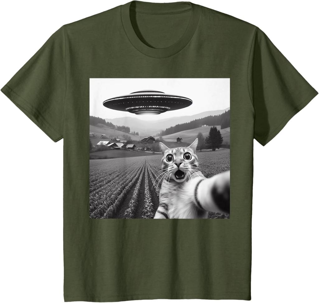 Cat Selfie With Alien UFO Funny Cat Gifts For Unisex T-Shirt