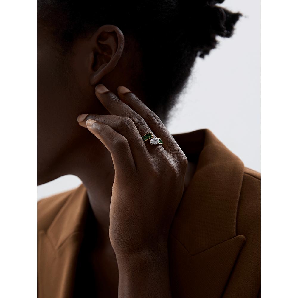 Yhpup High-Grade Colorful Shiny Cubic Zirconia Stainless Steel Gold Color Luxury Ring 18K Plated Fashion Finger Jewelry Women