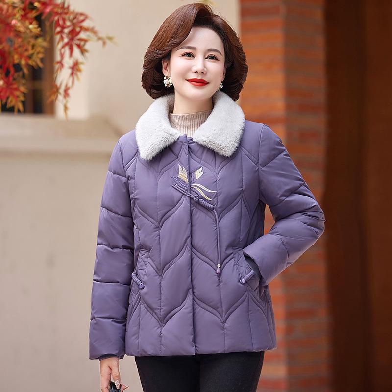 Cotton-padded women's short mother's plush lapel embroidered buckle middle-aged and elderly temperament versatile inner velvet cold-proof clothing